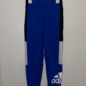 Kids Size 8 Adidas Blue Active Wear pants with pockets